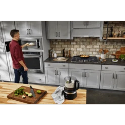 KitchenAid 1000 Watt Built-In Low Profile Microwave With Slim Trim Kit -Kitchenaid frmfjqepbvyt