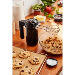 KitchenAid Cordless 7-Speed Hand Mixer With Turbo Beaters II In Onyx Black 9 KitchenAid Cordless 7-Speed Hand Mixer With Turbo Beaters II In Onyx Black -Kitchenaid khmb732ob 1